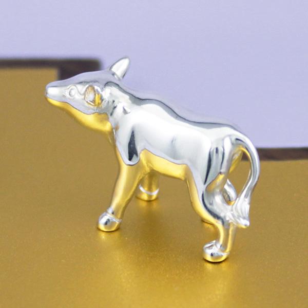 置物 干支 (銀製）丑・牛・うし 立牛の親子 : 京都工芸舎 Yahoo!店