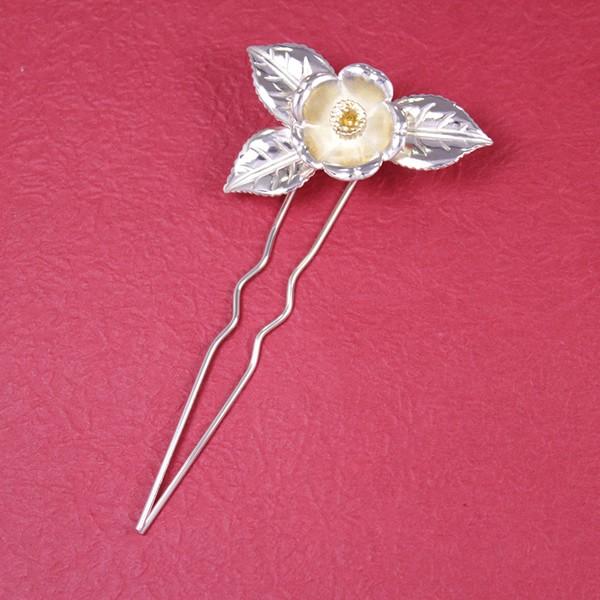 簪・かんざし(銀製) 椿・つばき・ツバキ 金彩色入 : 京都工芸舎 簪・かんざし(銀製) 椿・つばき・ツバキ 金彩色入 : 京都工芸舎