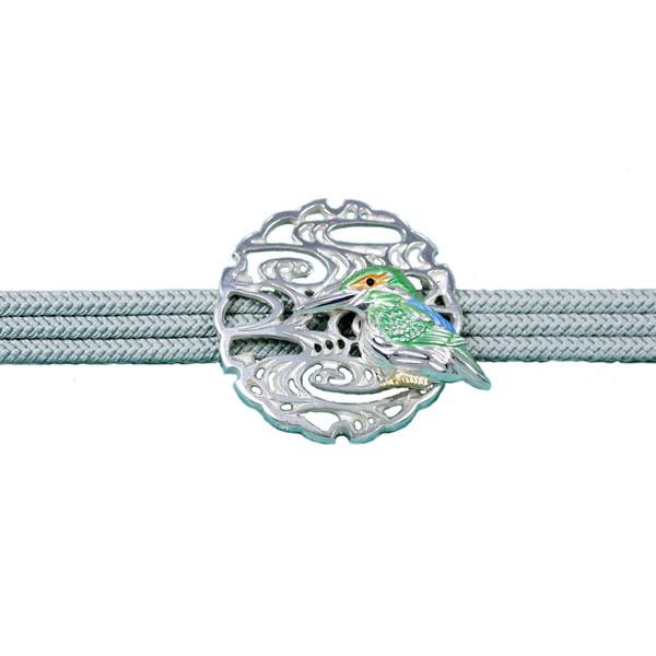 帯留（銀製）流水紋に翡翠 かわせみ・カワセミ 彩色 : 京都工芸舎