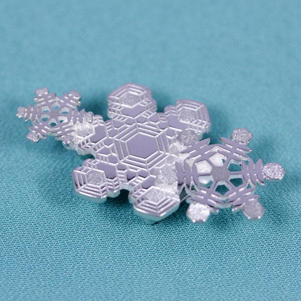 帯留（銀製）雪の結晶 雪華・ゆきはな 三華 Bの画像