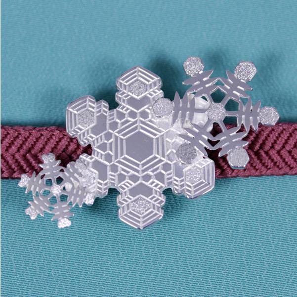 帯留（銀製）雪の結晶 雪華・ゆきはな 三華 Bの画像