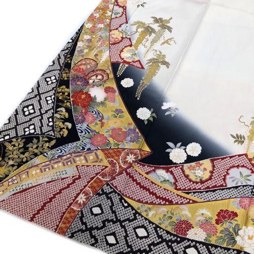 A5 アンティーク 季節の花々 刺繍 金糸 白色 牡丹 正絹 振袖 成人式 着物 A5 アンティーク 季節の花々 刺繍 金糸 白色 牡丹 正絹 振袖