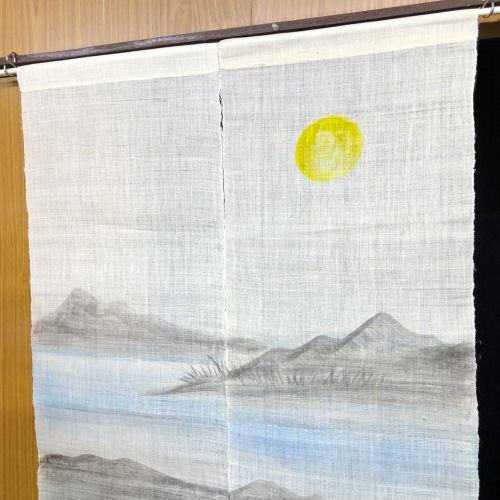 本麻のれん 「月夜にすすきとトンボ」 生成り色 ススキ 蜻蛉 とんぼ