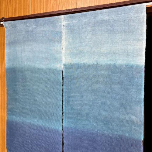 のれん 「藍」 季風のれん 段ぼかし染め ボカシ 手染め 麻混