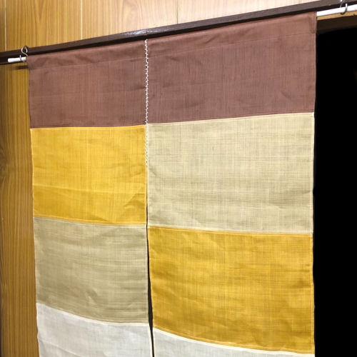 新品♥️麻のれん 天然草木染め♥️絞りひょうたん柄♥️箱あり 新品♥️麻のれん 天然草木染め♥️絞りひょうたん柄♥️箱あり