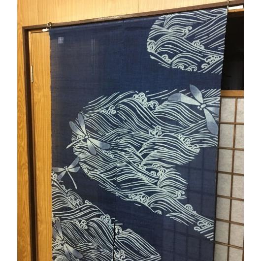 本麻のれん 波にトンボ 紺地 和風麻のれん 手描き ロング丈 インテリア