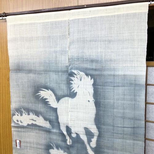 本麻のれん ロング丈 和風 麻のれん 千里馬 ぼかし染め 馬 白 青