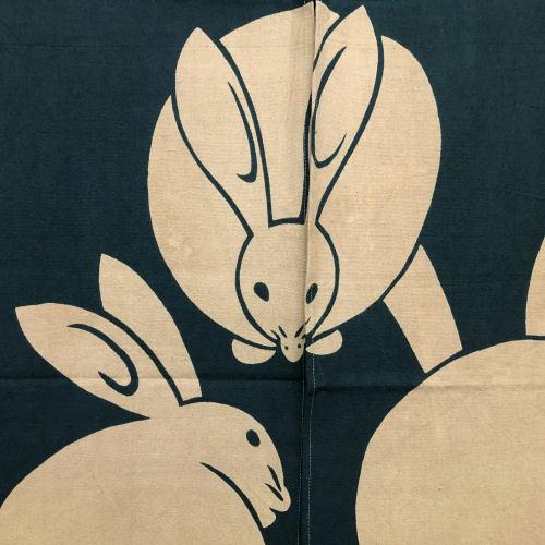 のれん ロング丈 和風 抜染暖簾 「いろは兎」 兎三匹 うさぎ 緑