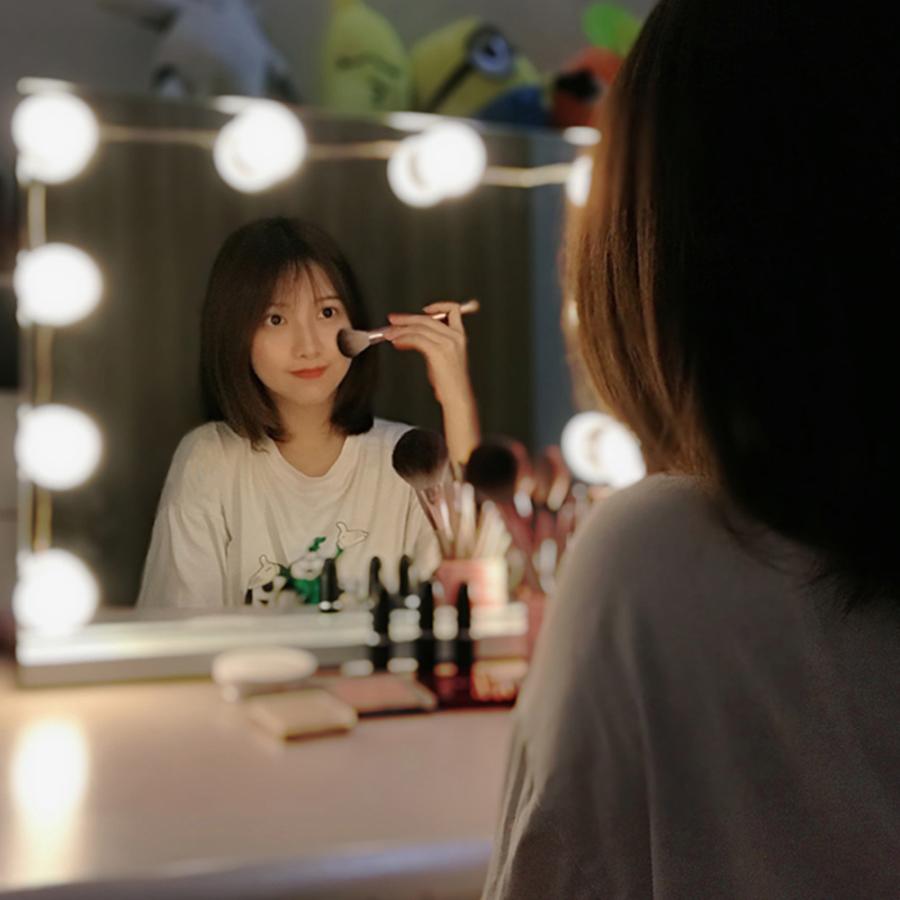 6個在中 女優ミラー リメイクライト USB式 電球 6個在中 LED電球 3色