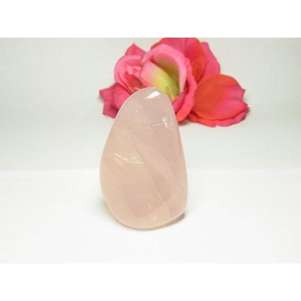 天然石 マダガスカル産のローズクォーツ原石943g 💗 マダガスカル産ローズクオーツ原石 💗 やさしい光を含んだ、柔らか