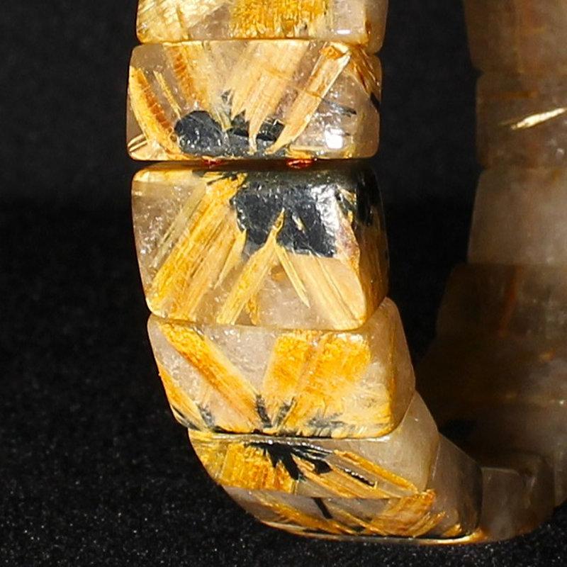 金運パワーが凄い！大地から伸びる【太陽放射ルチルバングル】約