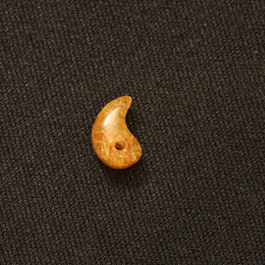 天然石 勾玉ゴールドルチル 約1.1g きらきらと上品な輝き 仕事運 成功 お守り GHM29 スエードコードor交換用ゴム付＆巾着付 財運 石 京海堂の画像
