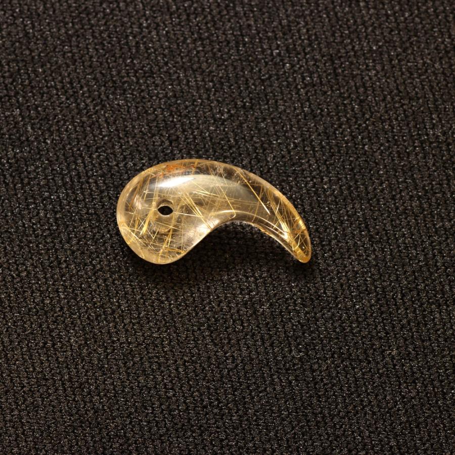 天然石 勾玉ゴールドルチル 約1.8g 透明感の中に輝くルチル 仕事運 成功 お守り GHM30 スエードコードor交換用ゴム付＆巾着付 財運 石 京海堂の画像