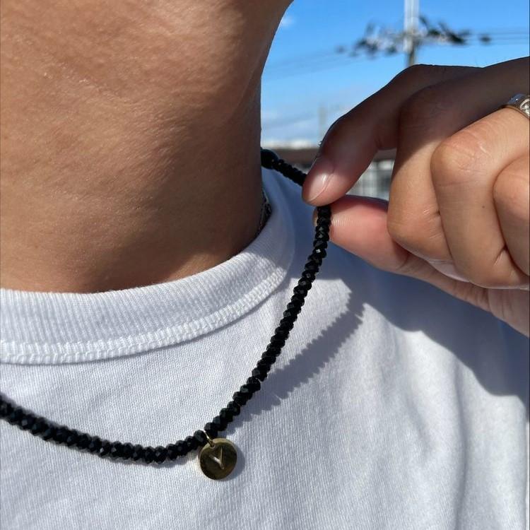 トップのイニシャルを選べます ヘマタイト ブラックスピネル 磁気