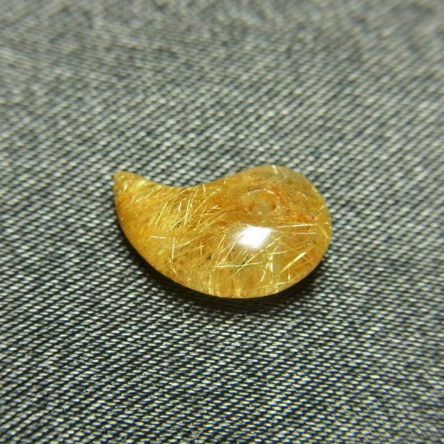イチオシ 現品一点物 ゴールドルチル 勾玉 Ｍｒ４８ 金針水晶 お守り