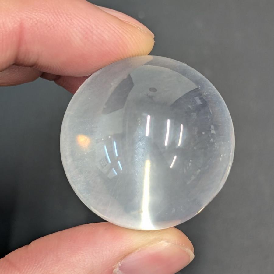 ミルキークォーツ スフィア 水晶 原石 33ミリ 53g 観賞石 リラックス