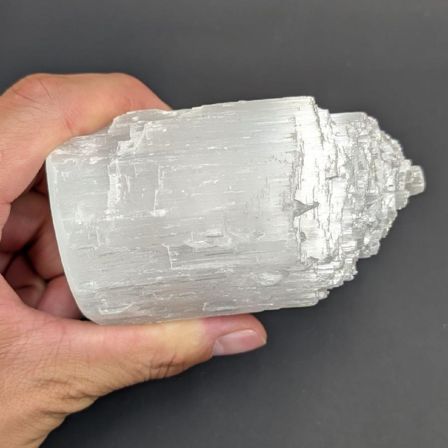 セレナイト 原石 タワー 46 0g Sel2ジプサム 潜在的な意識を引き出す