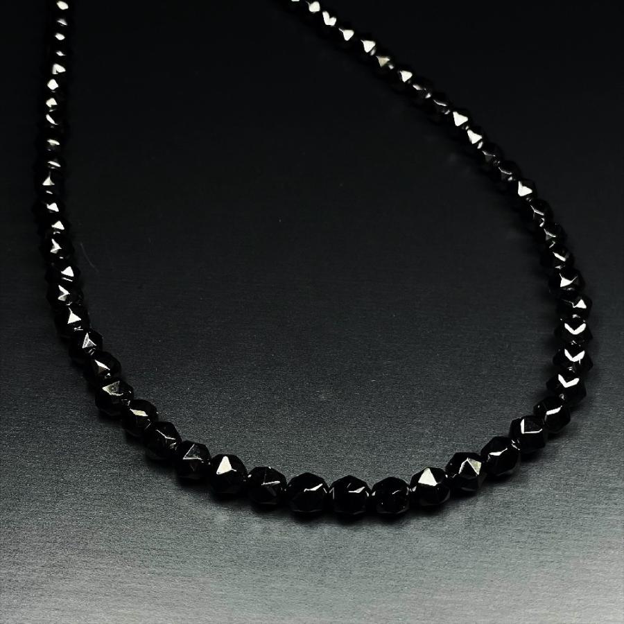 キラキラと美しく輝く!! スターカットスピネル ネックレス 5mm プロ