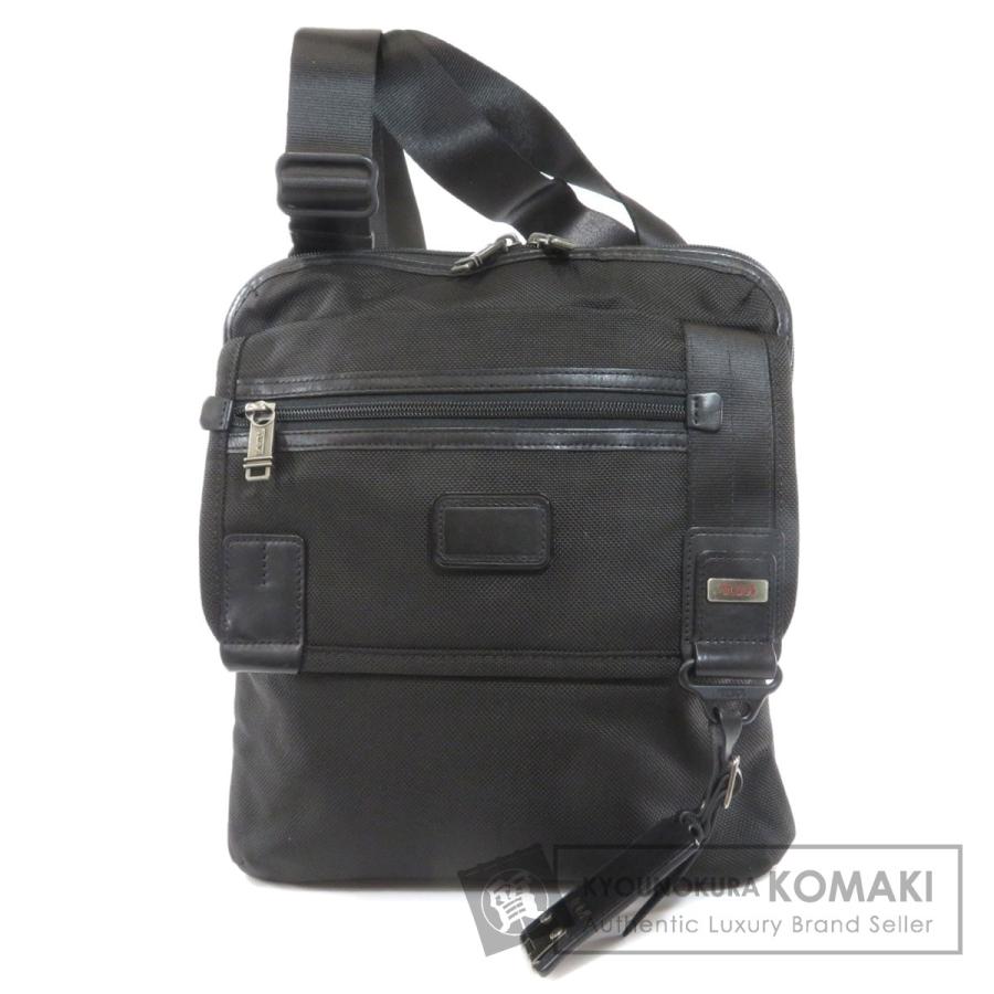 TUMI トゥミ ロゴ ショルダーバッグ ナイロン素材 メンズ 中古 TUMI トゥミ ロゴ ショルダーバッグ ナイロン素材 メンズ 中古