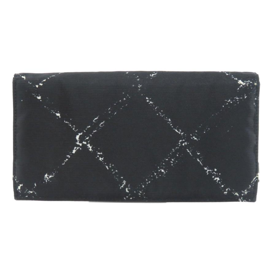 CHANEL シャネル トラベルライン 長財布（小銭入れあり） ナイロン素材  