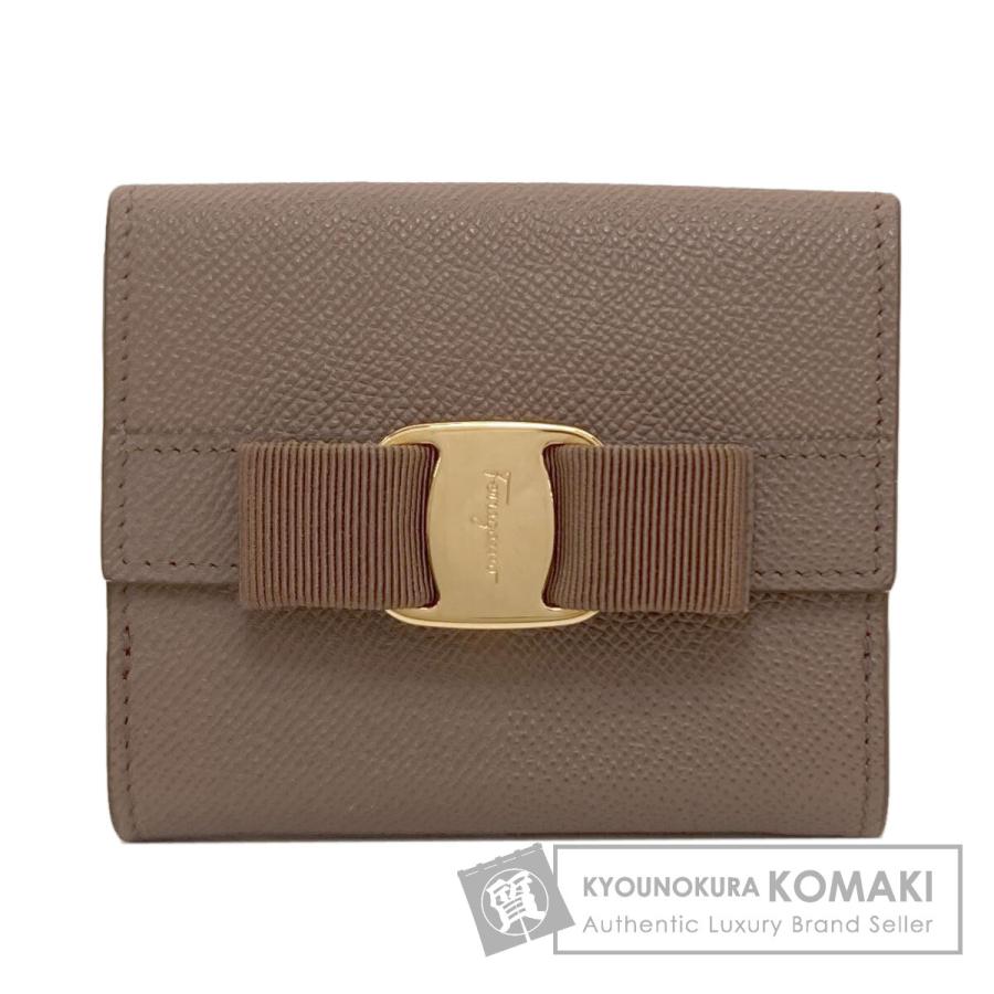 Salvatore Ferragamo サルヴァトーレフェラガモ ヴァラリボン 二つ折り 