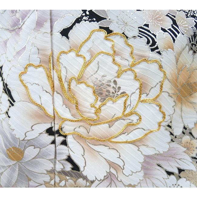 【Q4040】Ｂアンティークお仕立て上がり正絹振袖　黒地に花車模様　金糸刺繍 Q4040】Bアンティークお仕立て上がり正絹振袖 黒地に花車模様