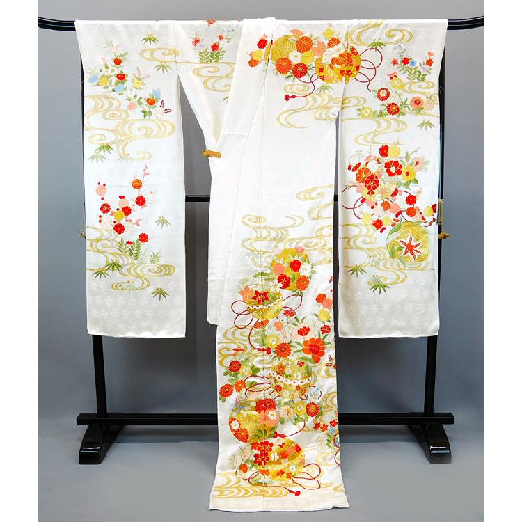 手刺繍振袖 手毬に花文様 白色 f-638 尾峨佐染繍 古典柄 正絹 手刺繍振袖 手毬に花文様 白色 f-638 尾峨佐染繍 古典柄 正絹