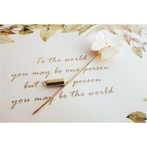 ブローチ ラインストーン 輝き 優雅 結婚式 花 ウェディング