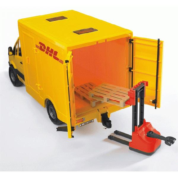 ブルーダー ドイツ製 MB DHL＆フォークリフト 1/16模型 : 教材自立