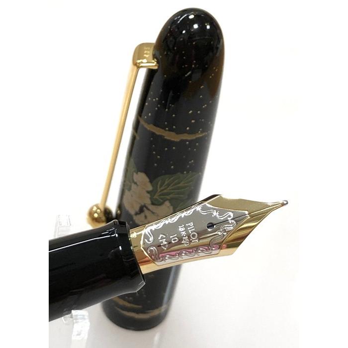 PILOT（パイロット） 天皇御即位記念限定蒔絵万年筆『鳳凰（ほうおう