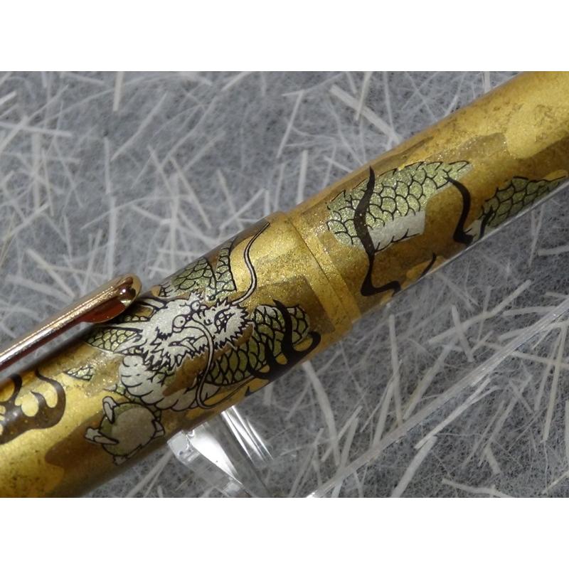 【新品】金沢箔万年筆 中字 昇龍 金沢箔万年筆 昇龍 プラチナ万年筆 万年筆本体 【通販モノタロウ】