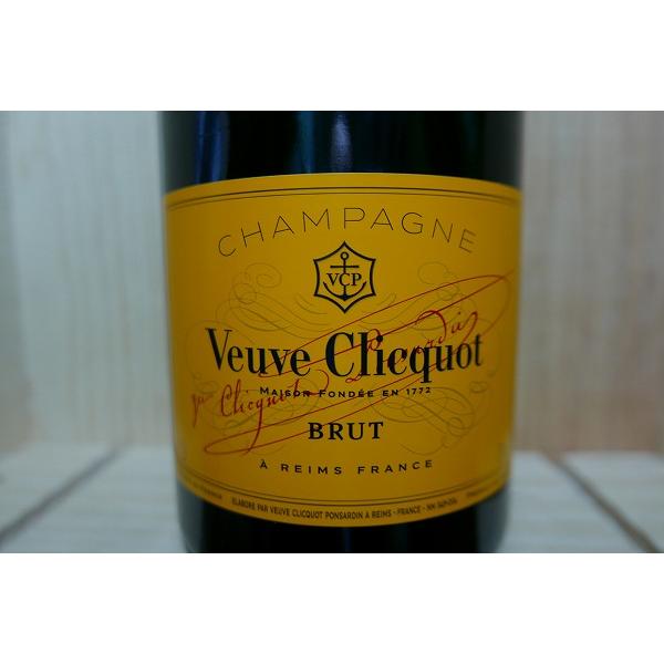 Veuve Clicquot（ヴーヴ・クリコ） ヴーヴ クリコ イエローラベル
