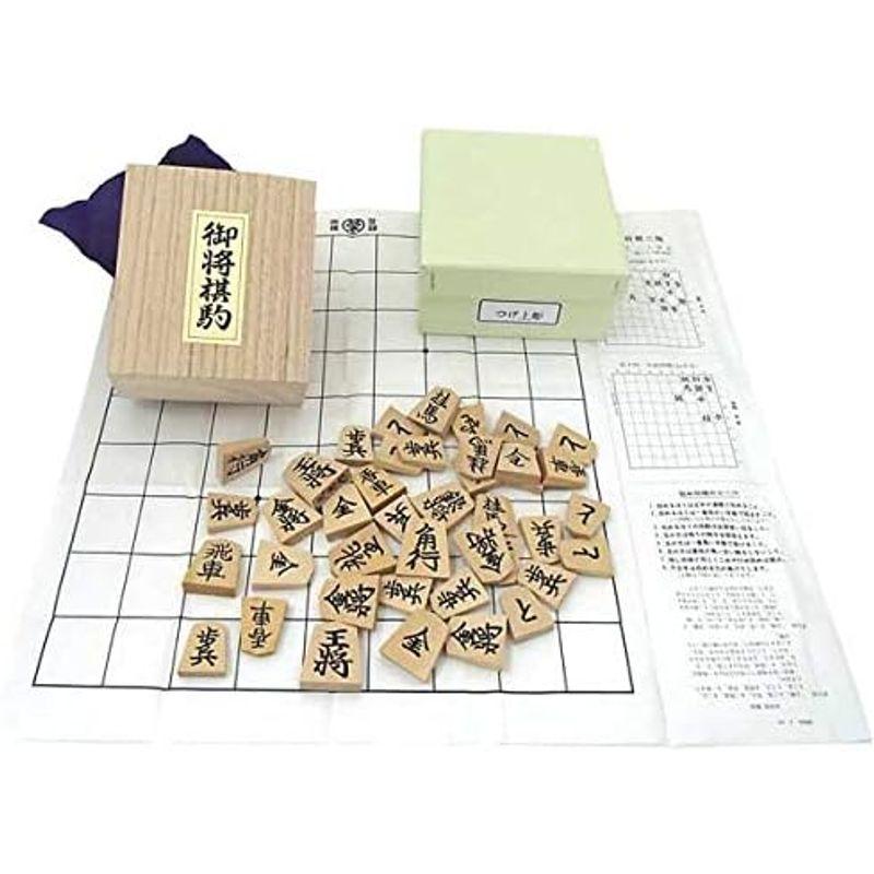 【２点セット】 将棋セット 本桂３寸足付将棋盤と黄楊上彫り駒と駒台のセット 【TM1111112221】(39563円)