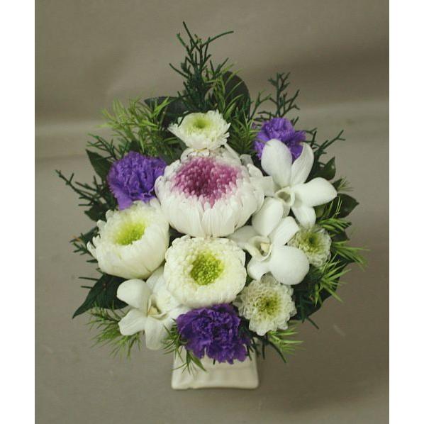 プリザーブドフラワー＊ケースり仏花アレンジ（デンファレ入り