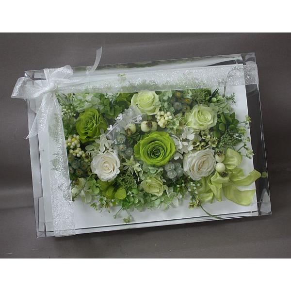 プリザーブドフラワー＊ケース入りfフレームアレンジ＊グリーン系