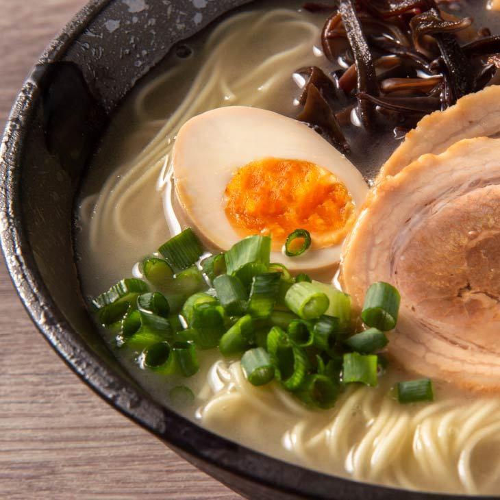 福岡 人気 老舗屋台 拉麺 花山 とんこつラーメン 3人前 こってり 豚骨 ラーメン 麺 スープ 香味オイル 化学調味料 不使用 博多 細麺 送料無料 Mms 九州お取り寄せ本舗 通販 Yahoo ショッピング