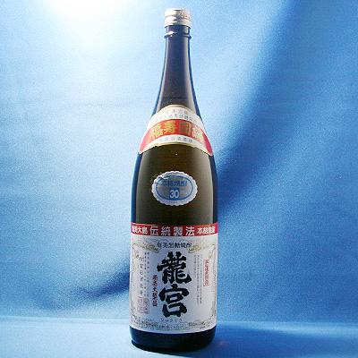 龍宮 30° 1800ml 富田酒造場 鹿児島黒糖焼酎 : 九州焼酎 龍宮 30° 1800ml 富田酒造場 鹿児島黒糖焼酎 : 九州焼酎