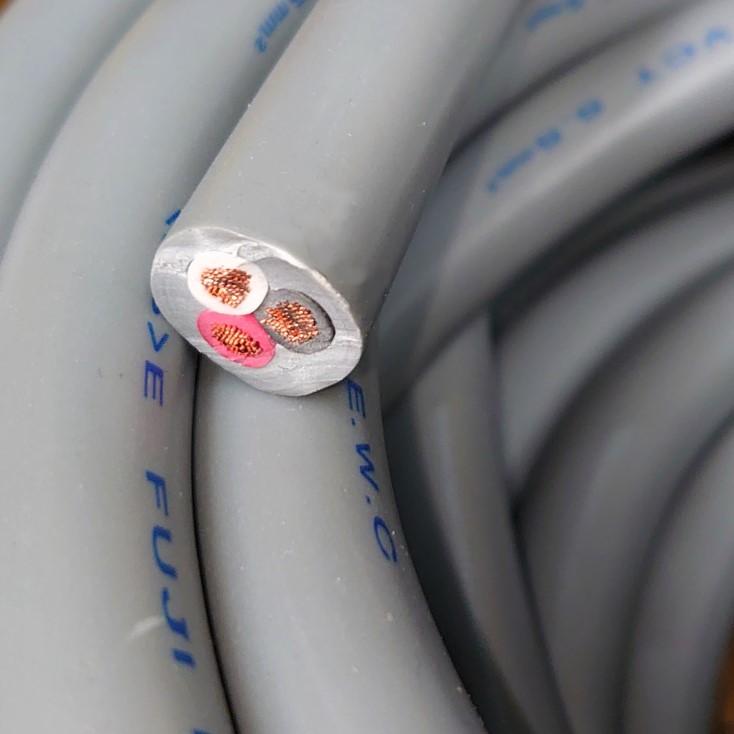 富士電線工業 VCTケーブル VCT 5.5SQ 3心【1m 切断販売】 : 秋葉原の 
