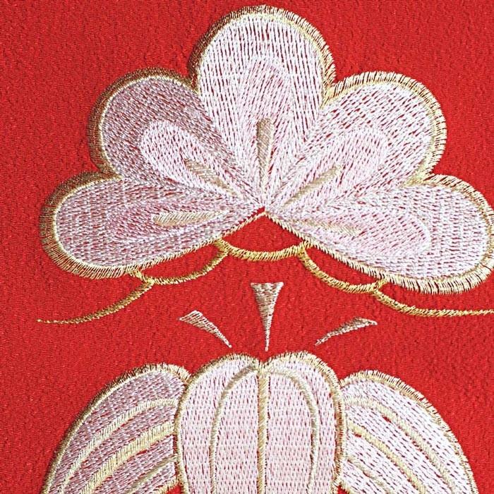 在庫処分】半衿 振袖 刺繍 レディース 松竹梅 赤色 刺しゅう 化繊 はん