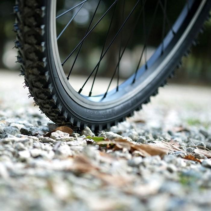オオトモ マウンテンバイク MTB ノーパンク 折りたたみ自転車 26インチ