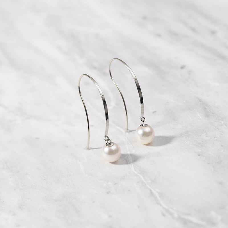ピアス レディース パール アコヤ真珠 一粒 6mm プラチナ Pt900 結婚式 冠婚葬祭 成人式 卒業 入学式 彼女 プレゼント L&Co. エルアンドコーの画像