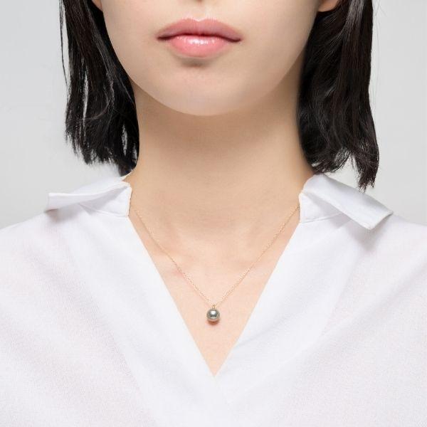 ネックレス K10 イエローゴールド カラーシェルパール 真珠 8mm グリーン 大人 華やか 推し L&Co.（エルアンドコー） | Jewel closet by L&Co. | 02