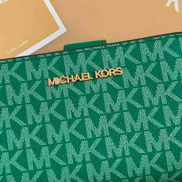 MICHAEL KORS マイケルコース 財布 グリーン 二つ折り財布 KORS MICHAEL KORS マイケルコース 財布 グリーン 二つ折り財布 KORS