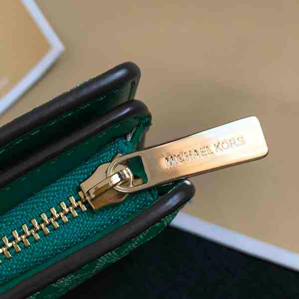 マイケルコース 財布 グリーン 二つ折り財布 MICHAEL KORS