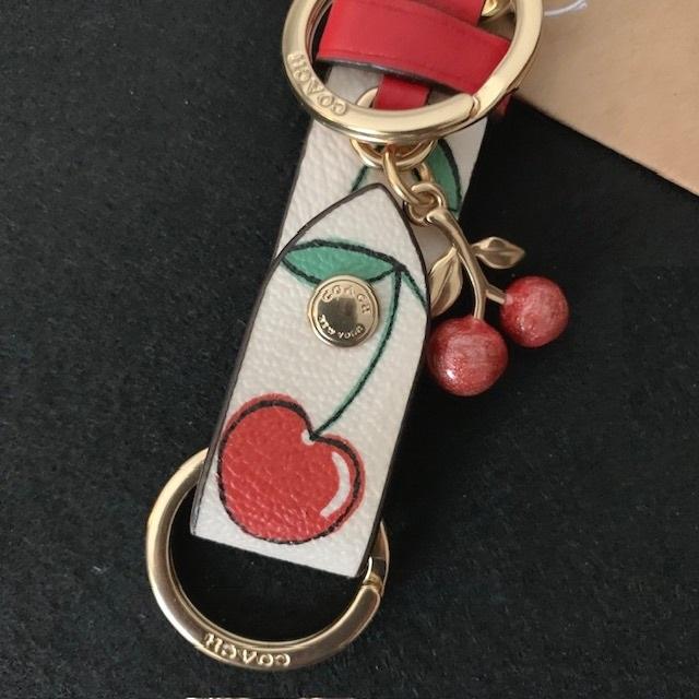 COACH（コーチ） キーホルダー チェリー トリガー スナップ バック