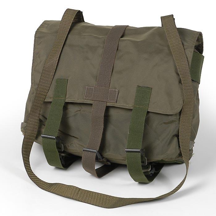 希少　実物　オーストリア軍　ショルダーバッグ　ビンテージ オーストリア軍 OD ナイロン ショルダーバッグ USED 272GU= : LA-BOY