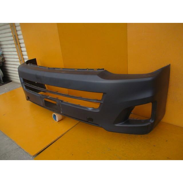 ハイエース(200系)3型 ワイドボディ用!純正フロントバンパー 素地