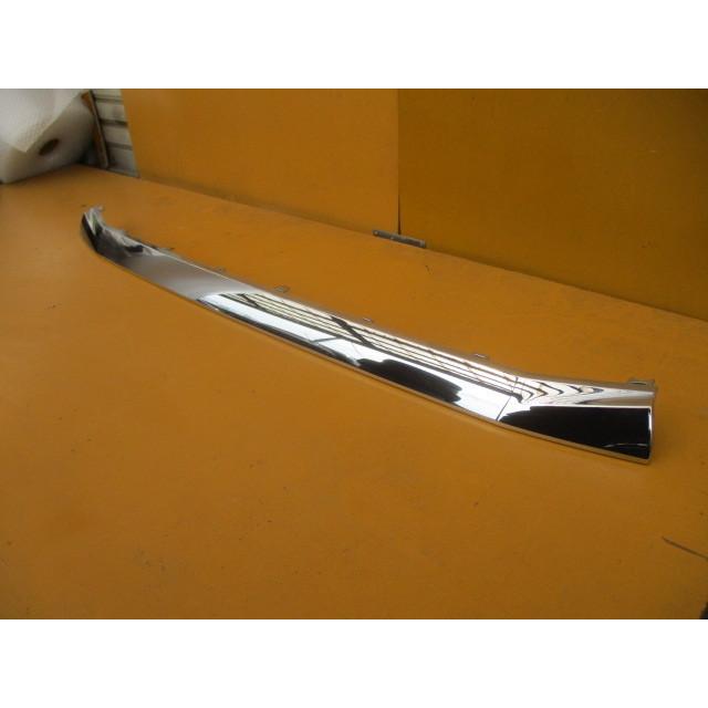 ヴォクシーZS 80系 ZRR80W ZRR85W 後期 純正フロントバンパーメッキ