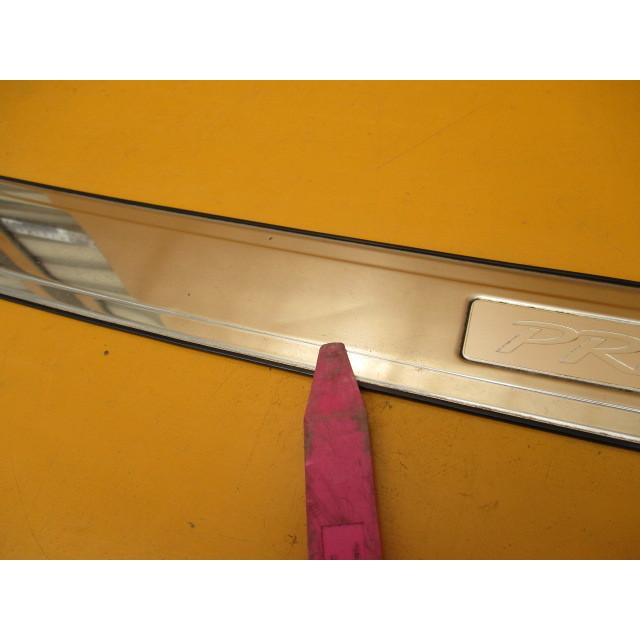 プレマシー CW系 CWEAW CWEFW 前期 純正リヤバンパーステップガード