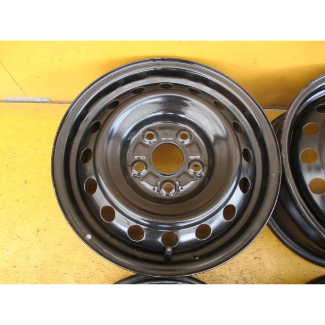 トヨタ純正 ヴォクシー ノア 80系 ZRR80G ZRR85G ZRR80W ZRR85W 純正